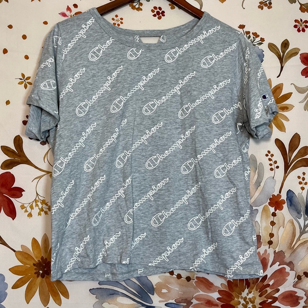 Champion Women’s L Grey White Cropped Tee Sporty Casual Summer Spring School